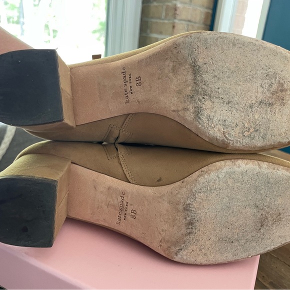 Kate Spade Women's Knott Mid Heel Boots in Light Fawn size 8 - Picture 4 of 6